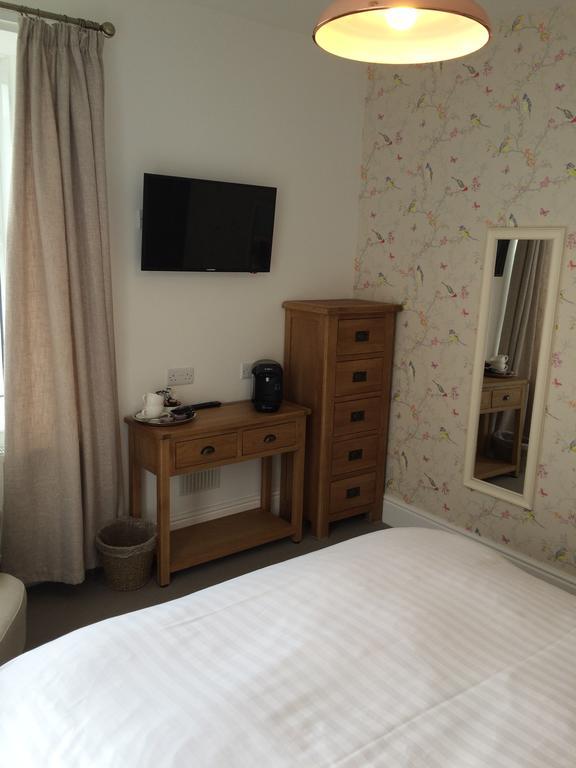 Hotel Arms